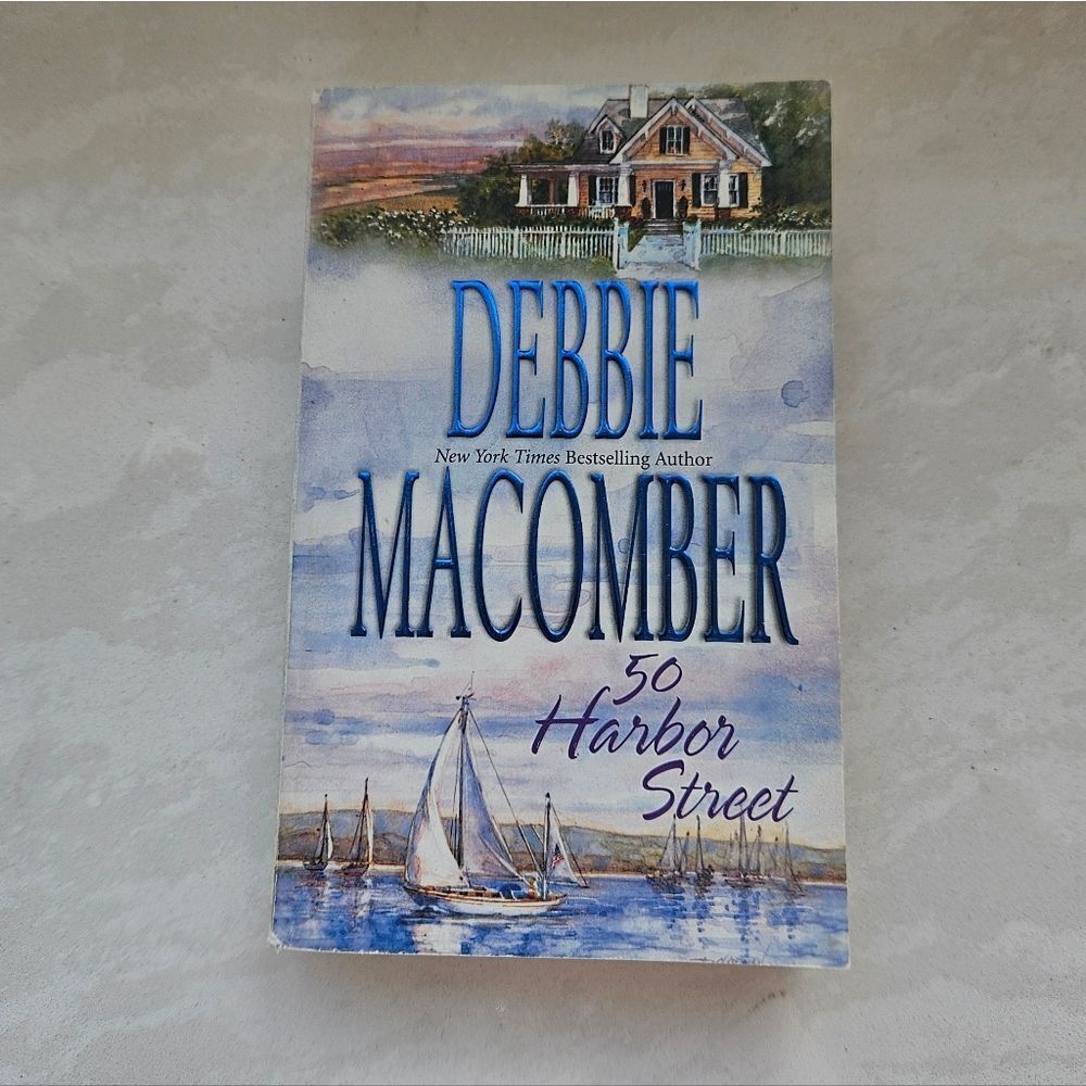 Debbie Macomber '50 Harbor Street' Book